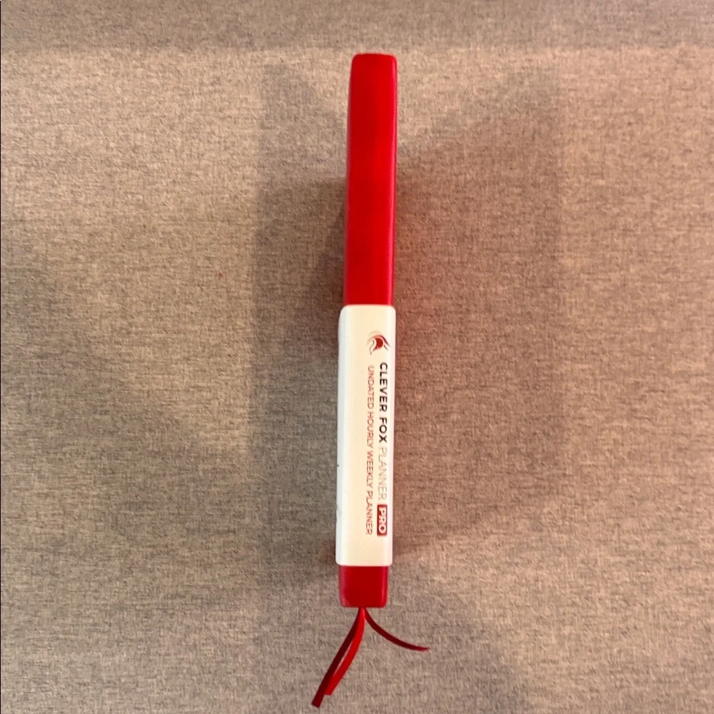 Clever Fox Planner PRO Hourly Weekly Planner - Red Leather 📕 - Picture 4 of 11
